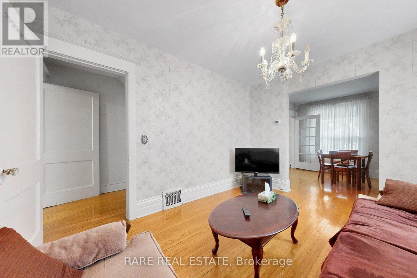 180 Atlas Avenue, Toronto, Ontario  M6C 3P5 - Photo 13 - C13811062