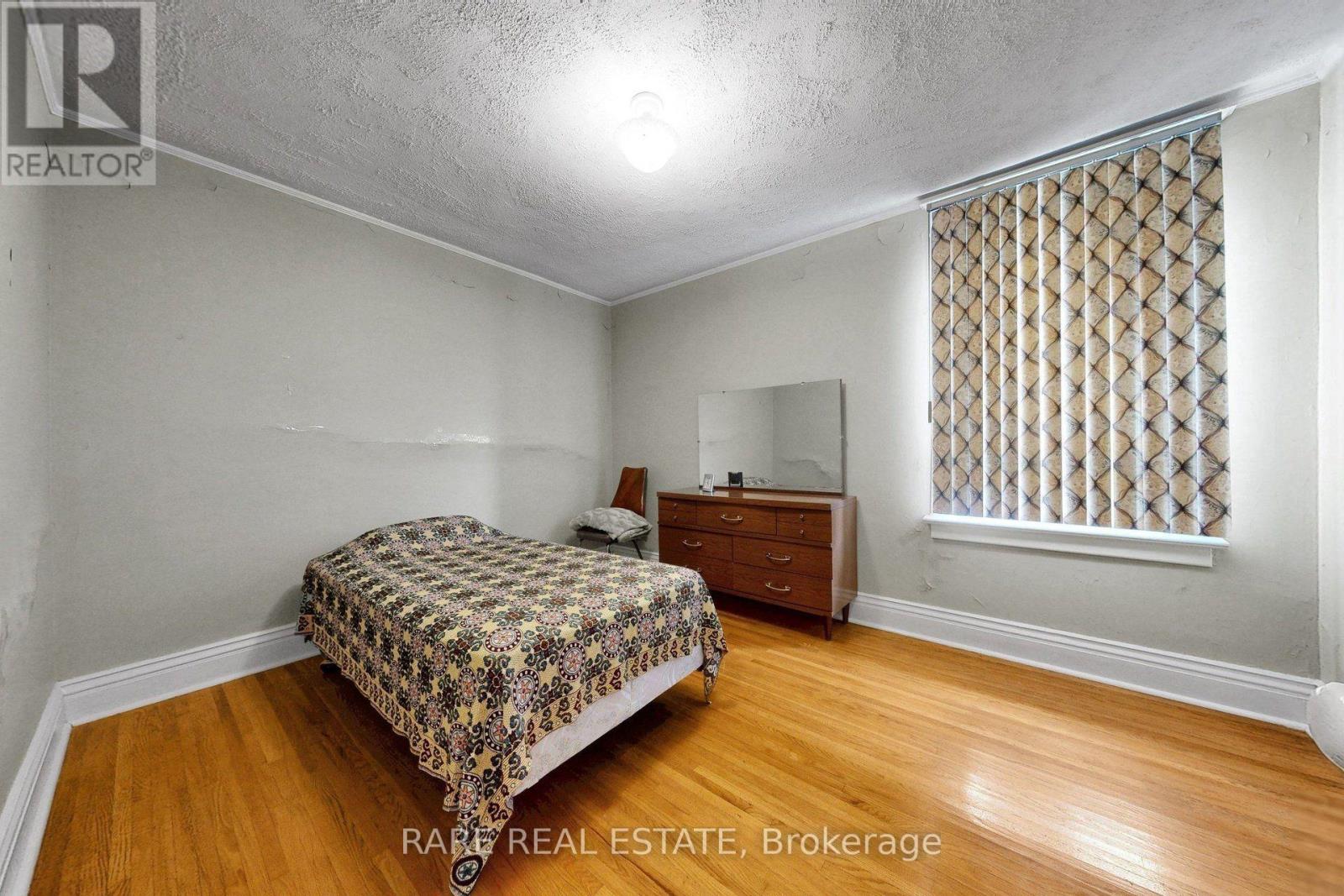 180 Atlas Avenue, Toronto, Ontario  M6C 3P5 - Photo 25 - C13811062