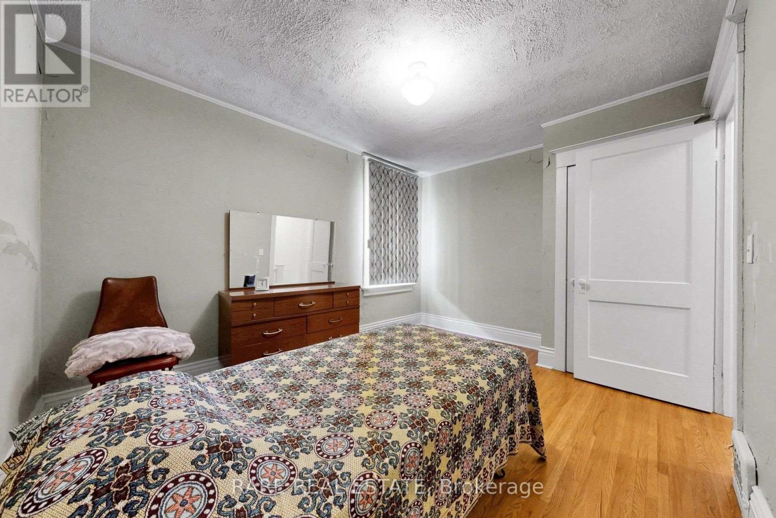 180 Atlas Avenue, Toronto, Ontario  M6C 3P5 - Photo 27 - C13811062