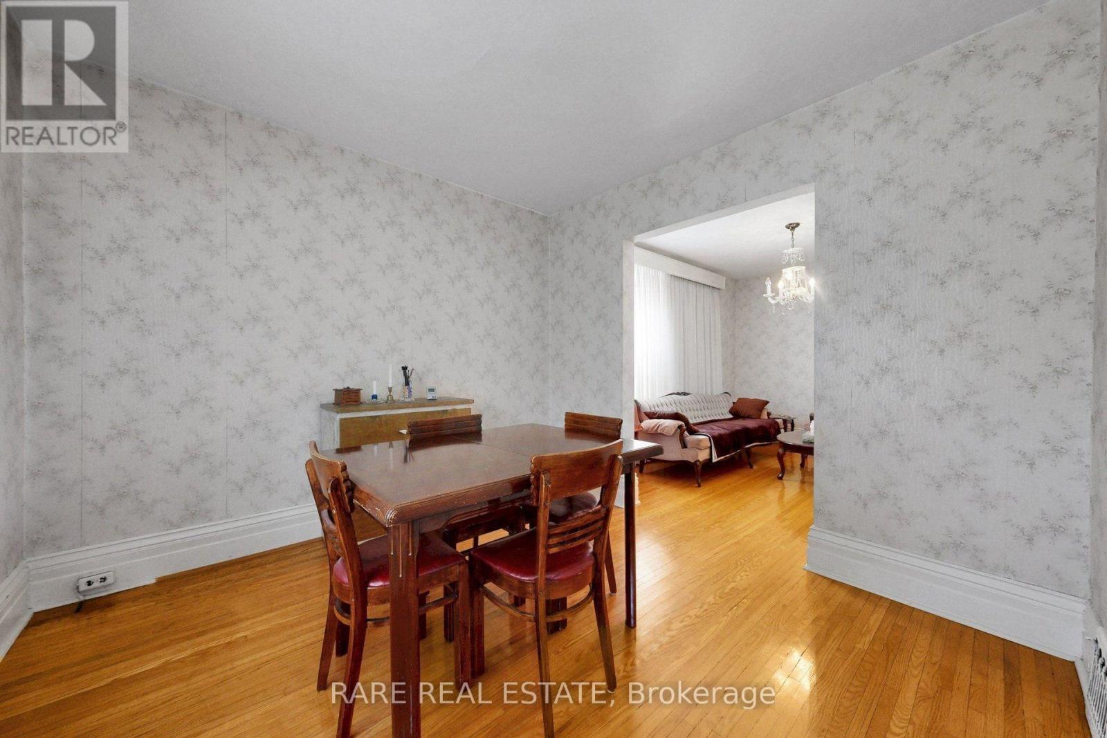180 Atlas Avenue, Toronto, Ontario  M6C 3P5 - Photo 8 - C13811062