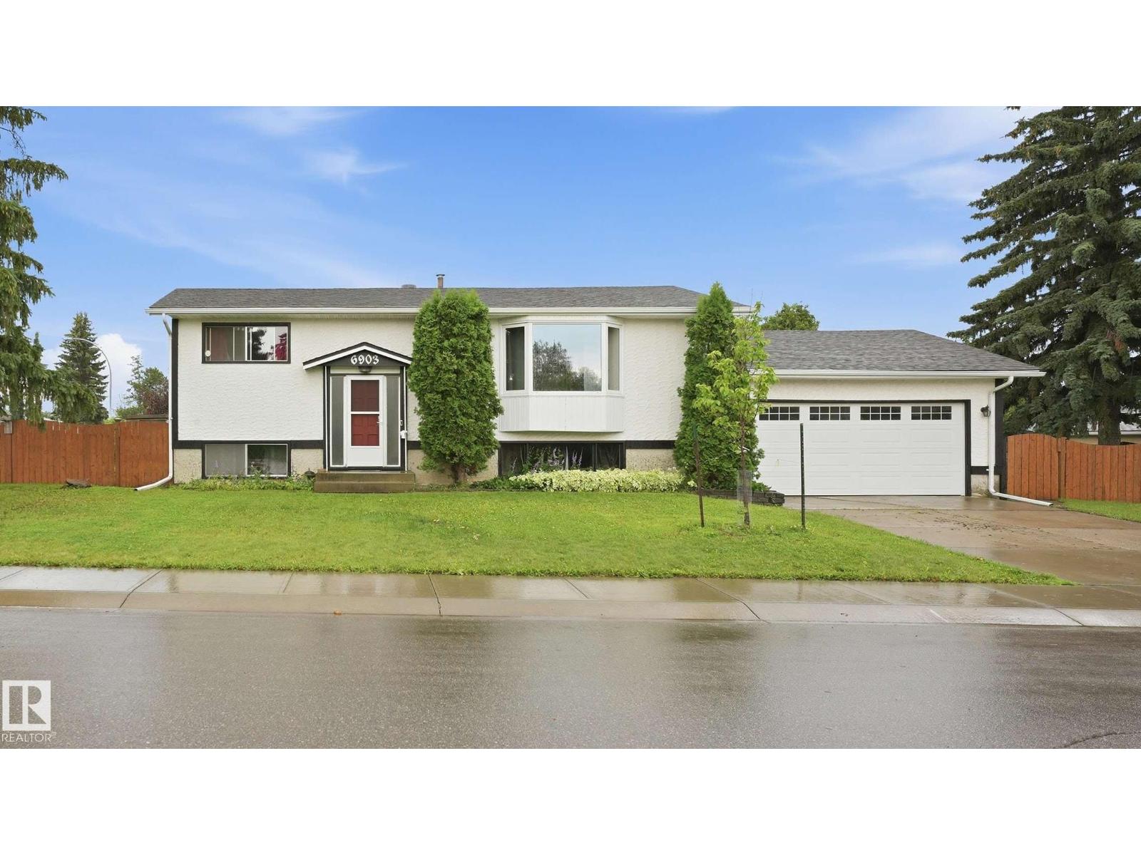 6903 151 Av Nw, Edmonton, Alberta  T5C 2Y6 - Photo 1 - E4501493