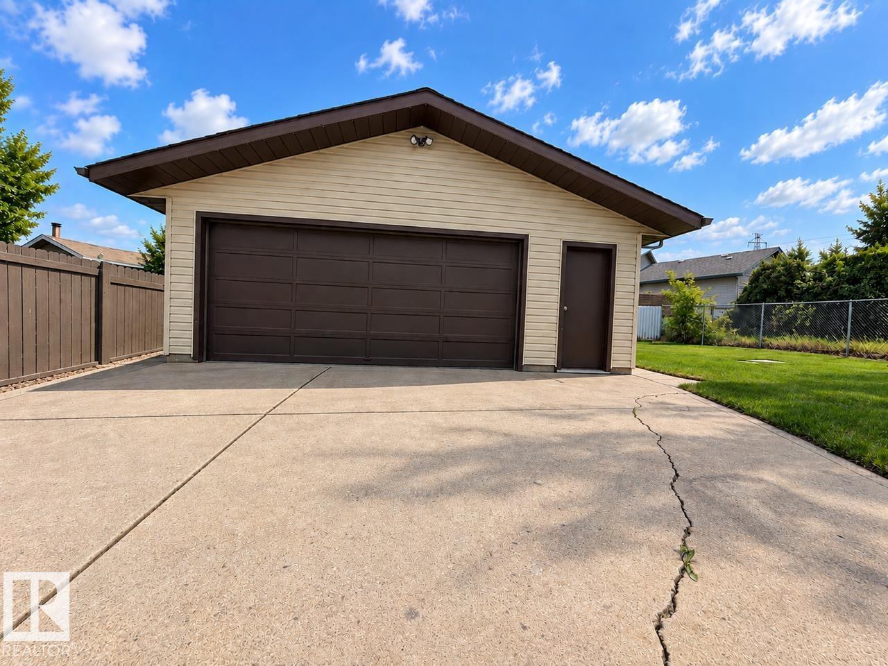 181 Porter, Millet, Alberta  T0C 1Z0 - Photo 3 - E4509725