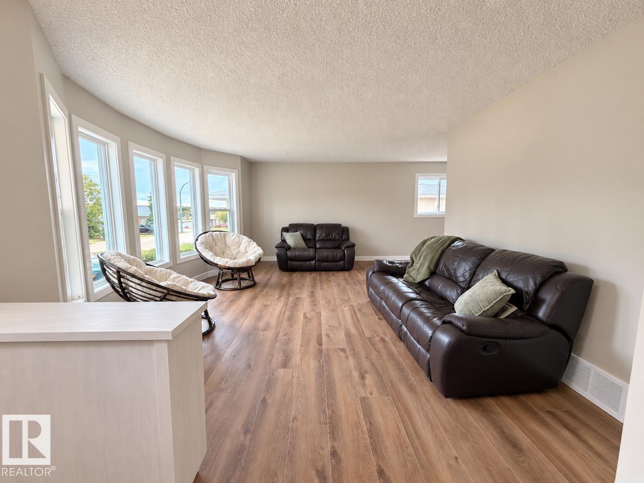 181 Porter, Millet, Alberta  T0C 1Z0 - Photo 6 - E4509725