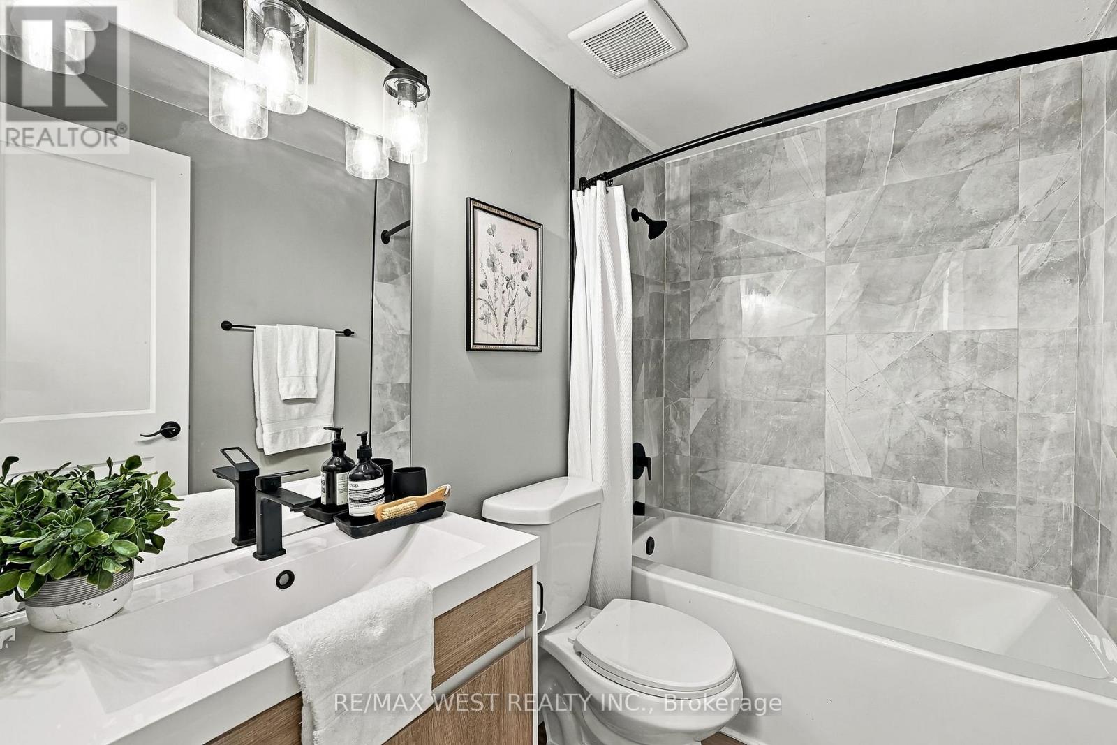 3 - 721 Cricklewood Drive, Oshawa, Ontario  L1K 1R5 - Photo 26 - E13810932