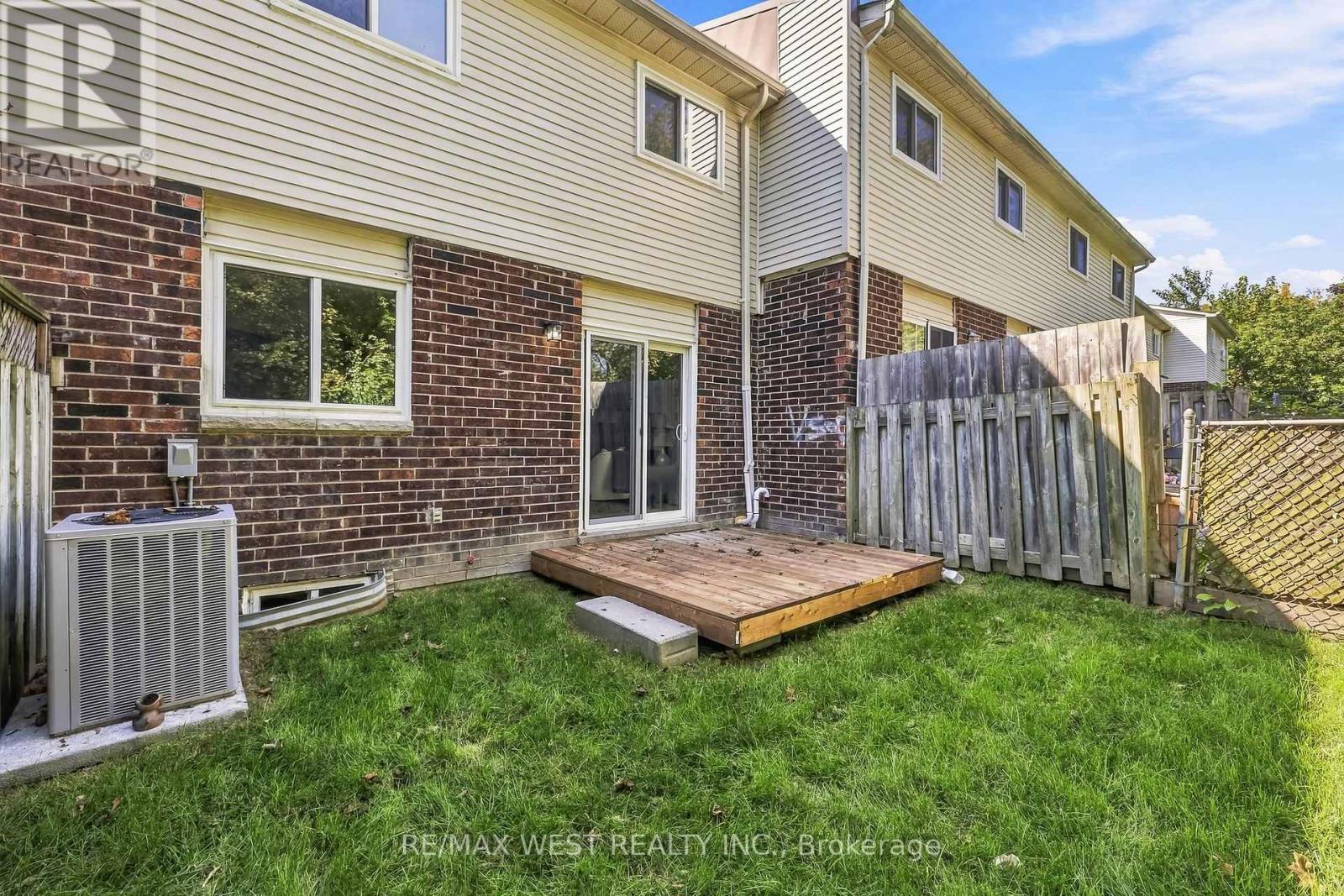 3 - 721 Cricklewood Drive, Oshawa, Ontario  L1K 1R5 - Photo 33 - E13810932