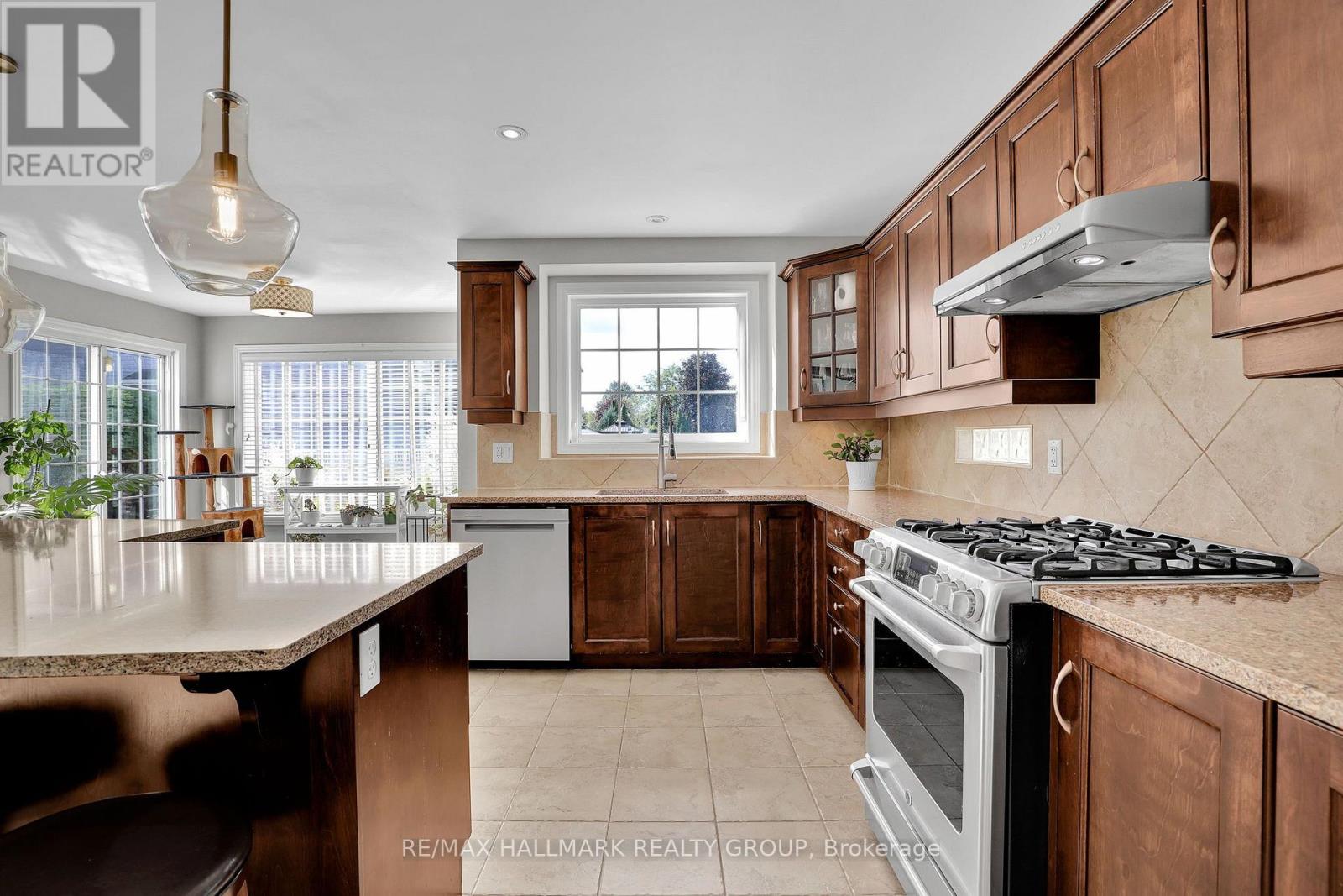 56 Golflinks Drive, Ottawa, Ontario  K2J 5L8 - Photo 11 - X13810896