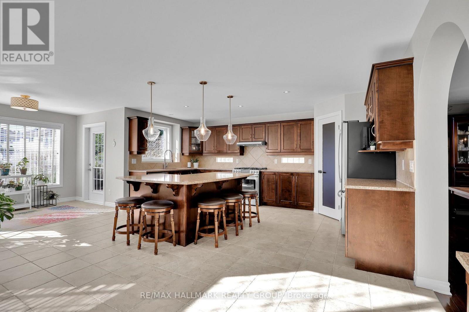 56 Golflinks Drive, Ottawa, Ontario  K2J 5L8 - Photo 12 - X13810896