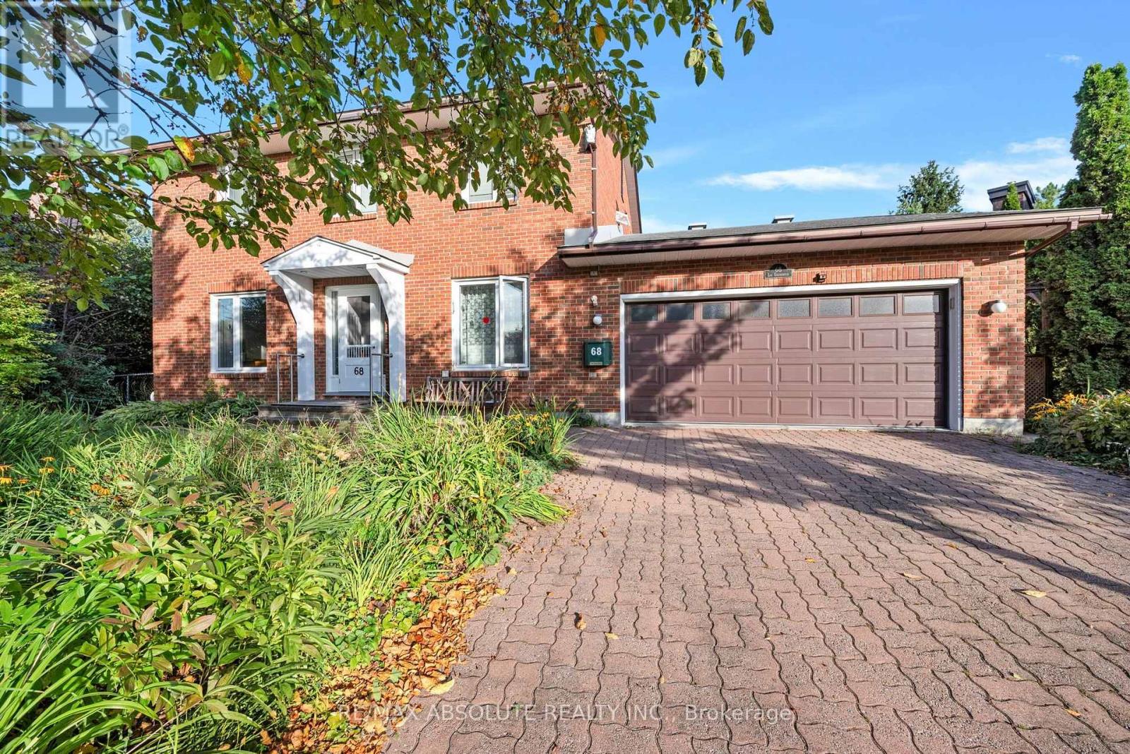 68 Country Club Drive, Ottawa, Ontario  K1V 9Y7 - Photo 2 - X13810966