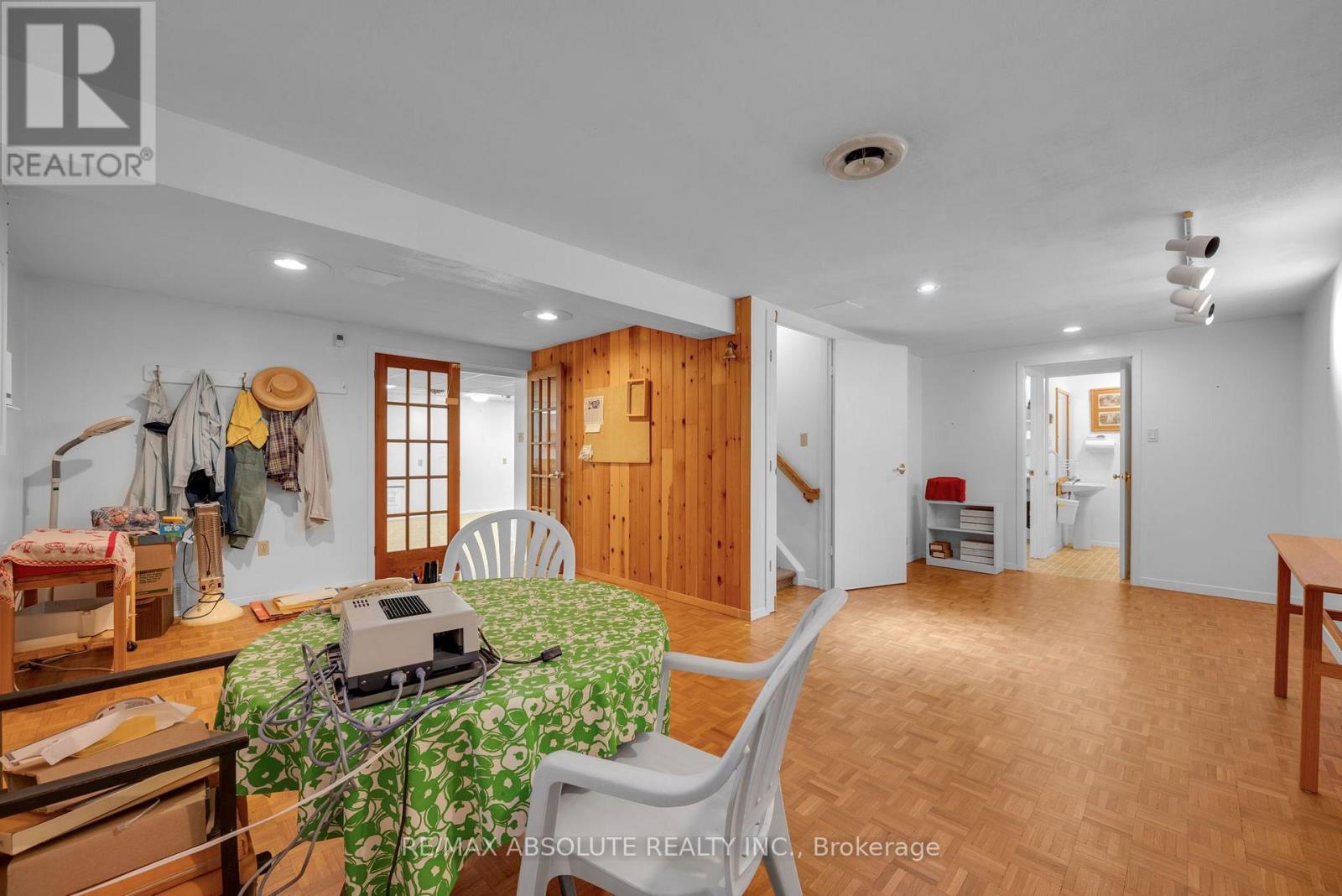 68 Country Club Drive, Ottawa, Ontario  K1V 9Y7 - Photo 36 - X13810966