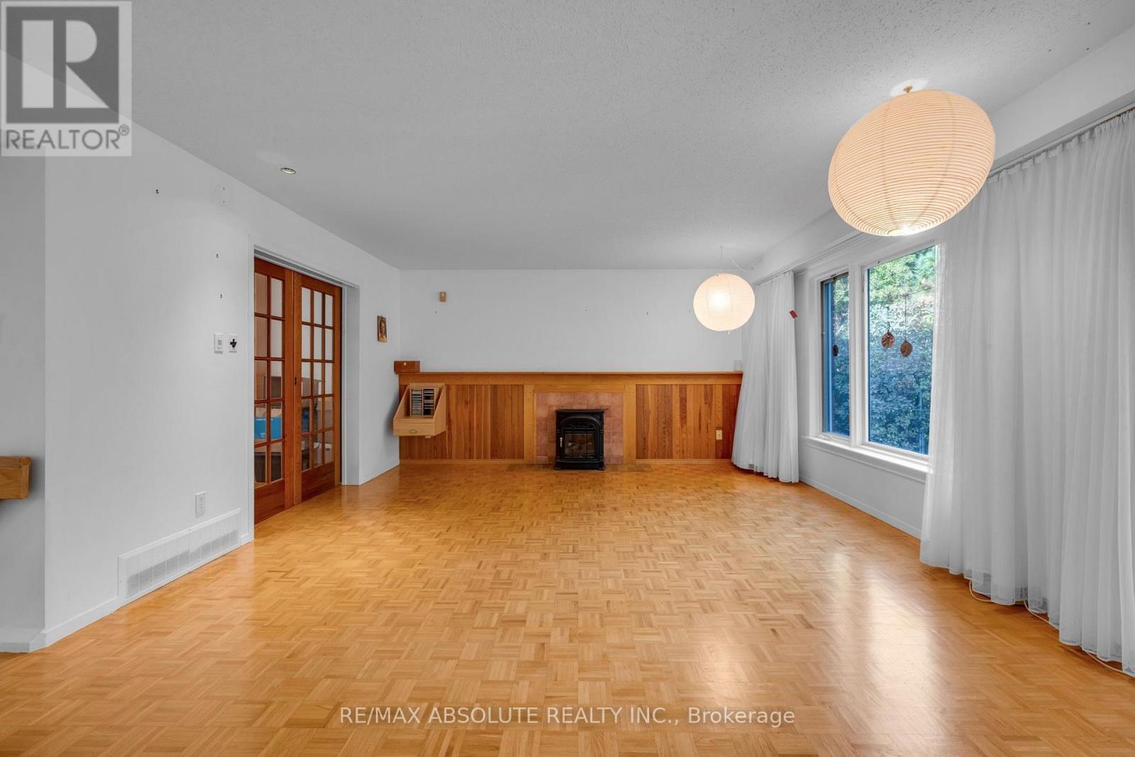 68 Country Club Drive, Ottawa, Ontario  K1V 9Y7 - Photo 8 - X13810966