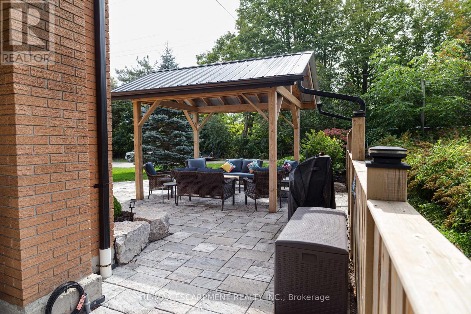 266 Goose Alley, Uxbridge, Ontario  L0C 1A0 - Photo 2 - N13810908