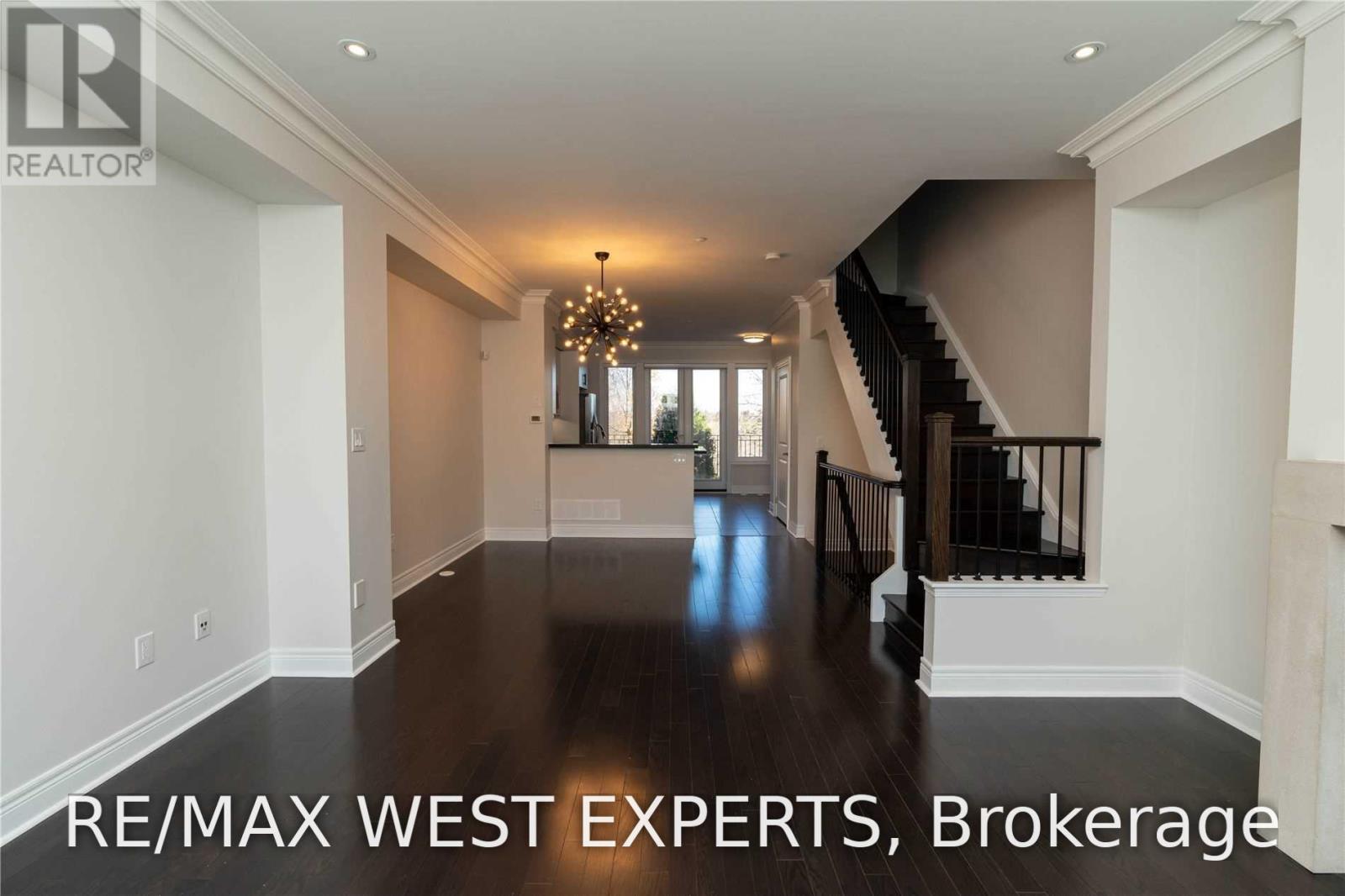 51 Powseland Crescent, Vaughan, Ontario  L4L 0C5 - Photo 12 - N13811008