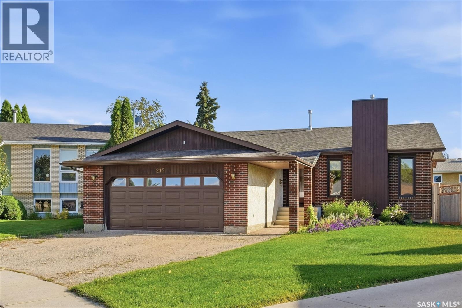 215 Caldwell Court, Saskatoon, Saskatchewan  S7M 5S7 - Photo 3 - SK049002