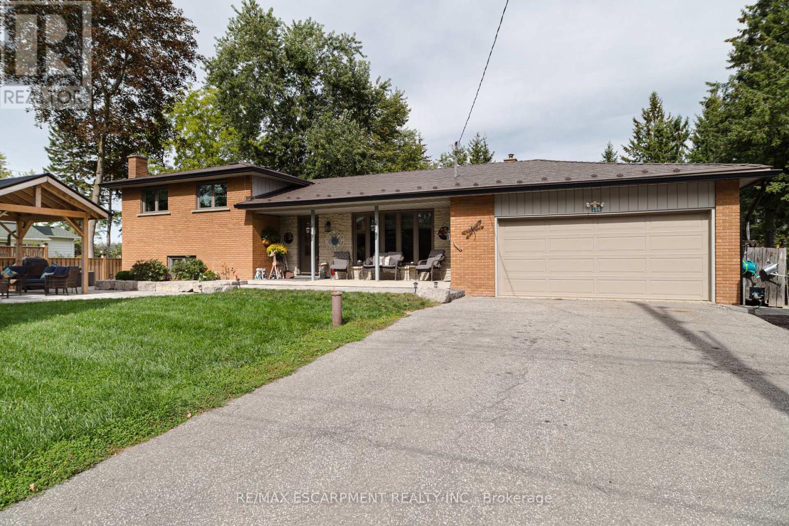 266 GOOSE ALLEY, Uxbridge, Ontario