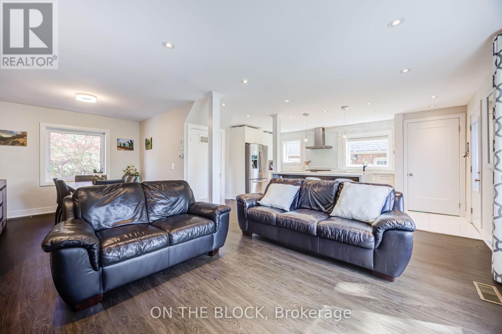 122 Allenby Avenue, Toronto, Ontario  M9W 1T3 - Photo 14 - W13810998