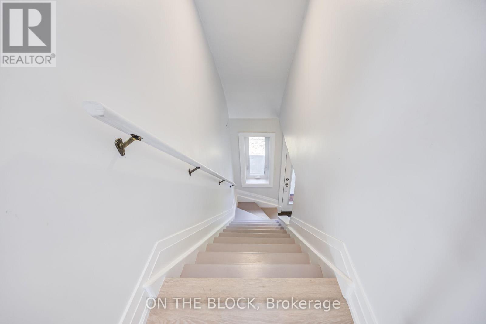 122 Allenby Avenue, Toronto, Ontario  M9W 1T3 - Photo 19 - W13810998