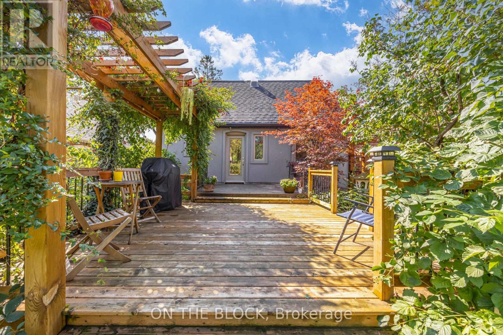 122 Allenby Avenue, Toronto, Ontario  M9W 1T3 - Photo 31 - W13810998