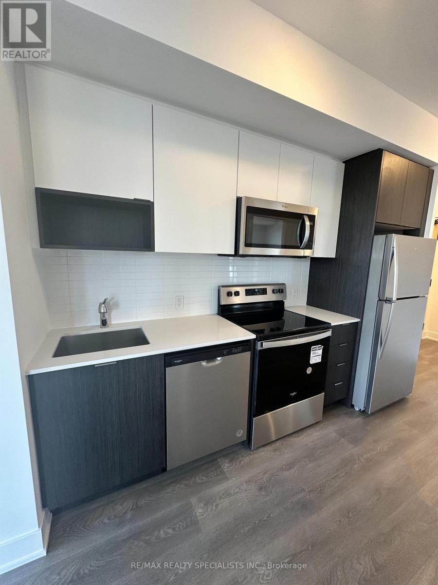 1504 - 204 Burnhamthorpe Road E, Mississauga, Ontario  L5A 0B3 - Photo 12 - W13811004