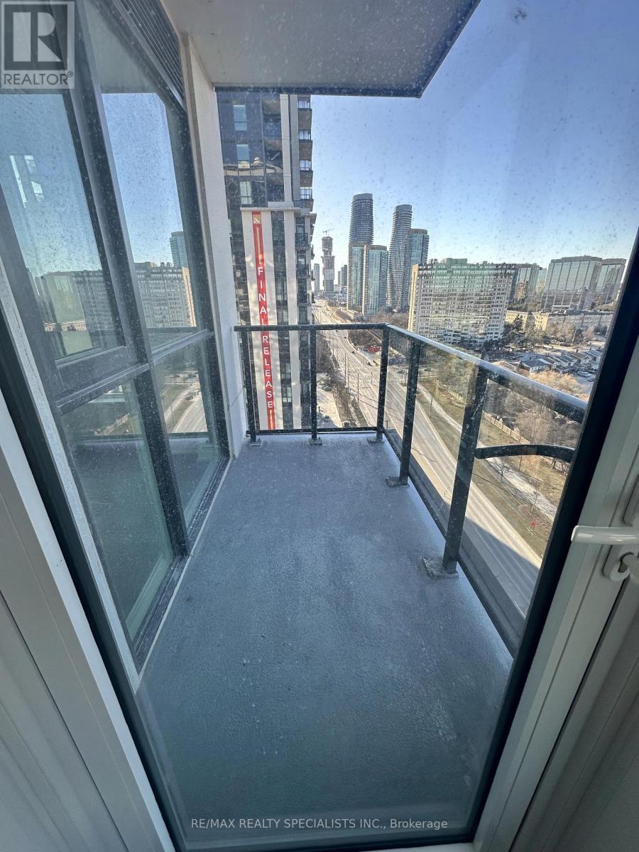1504 - 204 Burnhamthorpe Road E, Mississauga, Ontario  L5A 0B3 - Photo 25 - W13811004