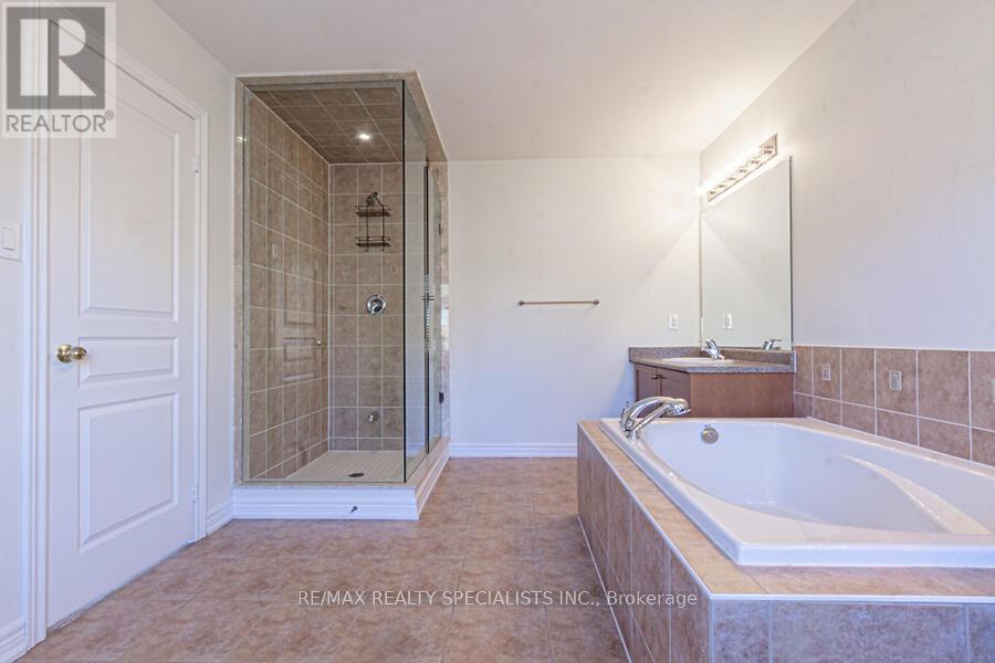 183 Huddlestone Crescent, Milton, Ontario  L9T 8M9 - Photo 25 - W13811040