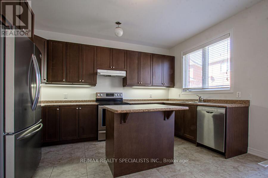 183 Huddlestone Crescent, Milton, Ontario  L9T 8M9 - Photo 8 - W13811040