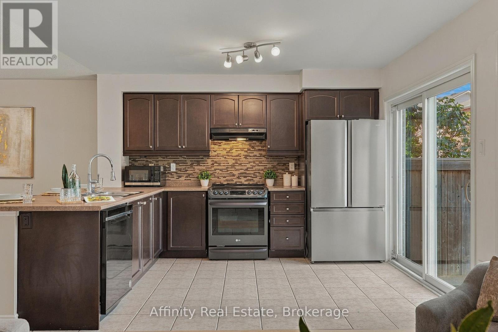 629 Gervais Terrace, Milton, Ontario  L9T 7R6 - Photo 8 - W13778432