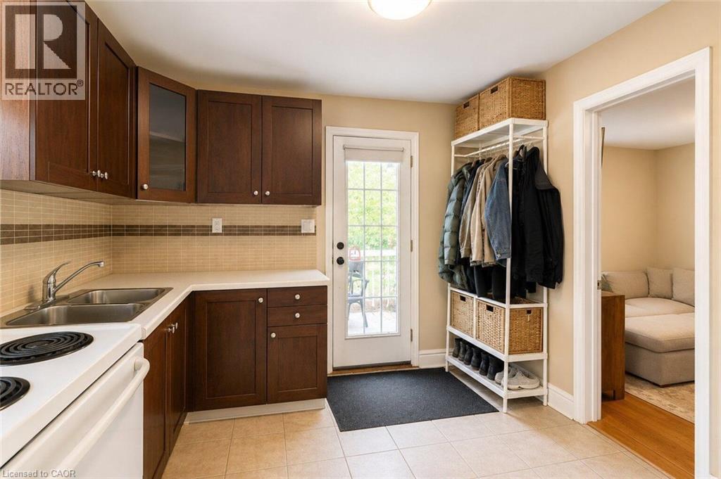 41 CARRICK Avenue Unit# 2