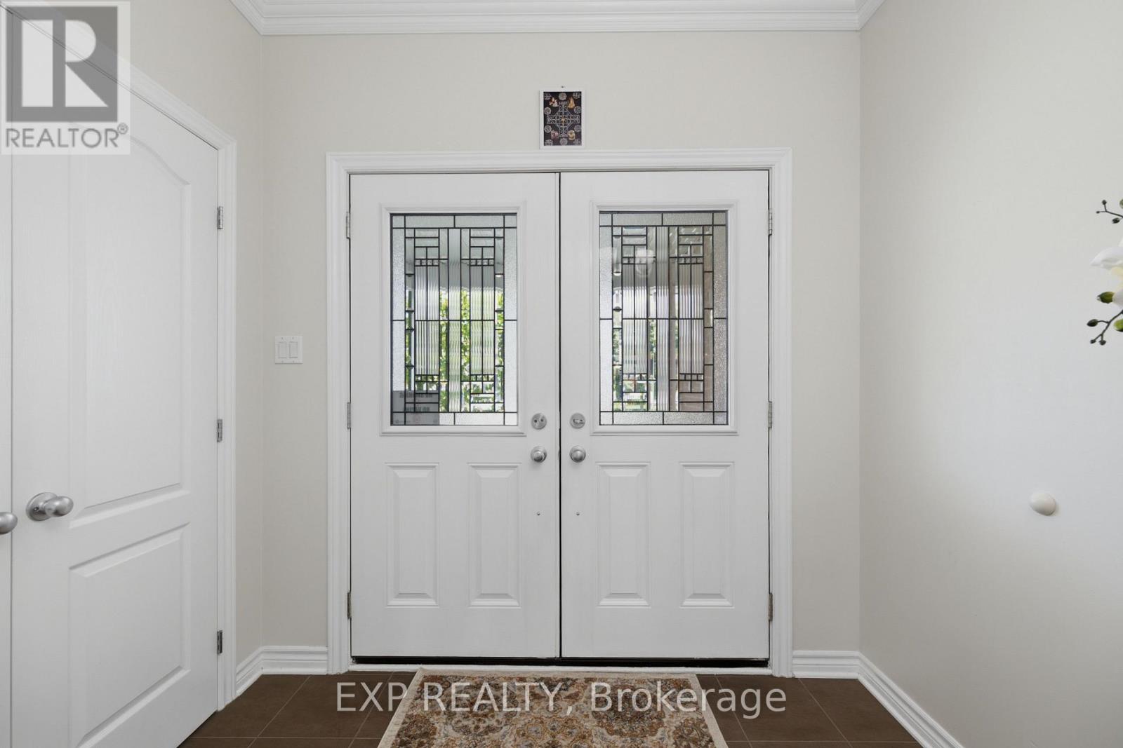 273 Gracewood Crescent, Ottawa, Ontario  K1T 0J1 - Photo 2 - X13665054