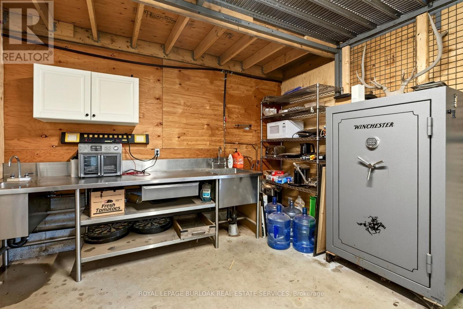 Shop - 1506 6th Concession Road W, Hamilton, Ontario  L0R 1V0 - Photo 14 - X13810870