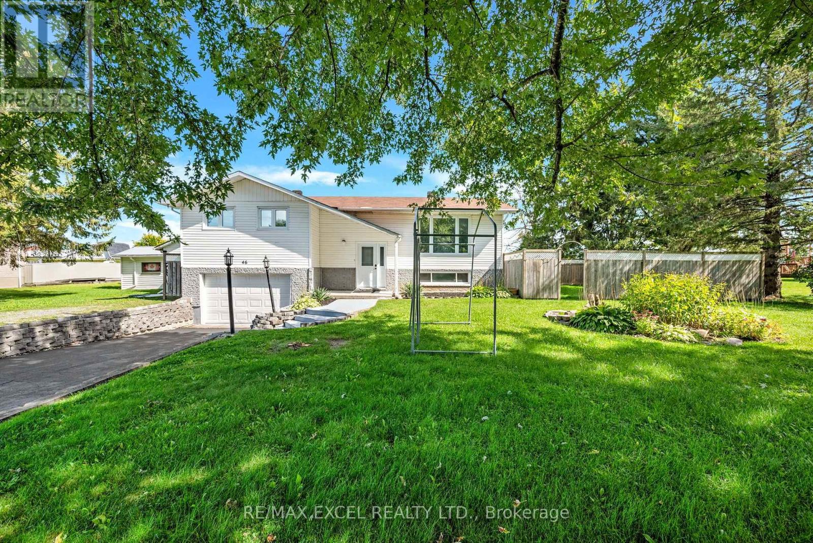 46 Queen Street, North Stormont, Ontario  K0A 1R0 - Photo 2 - X13810872