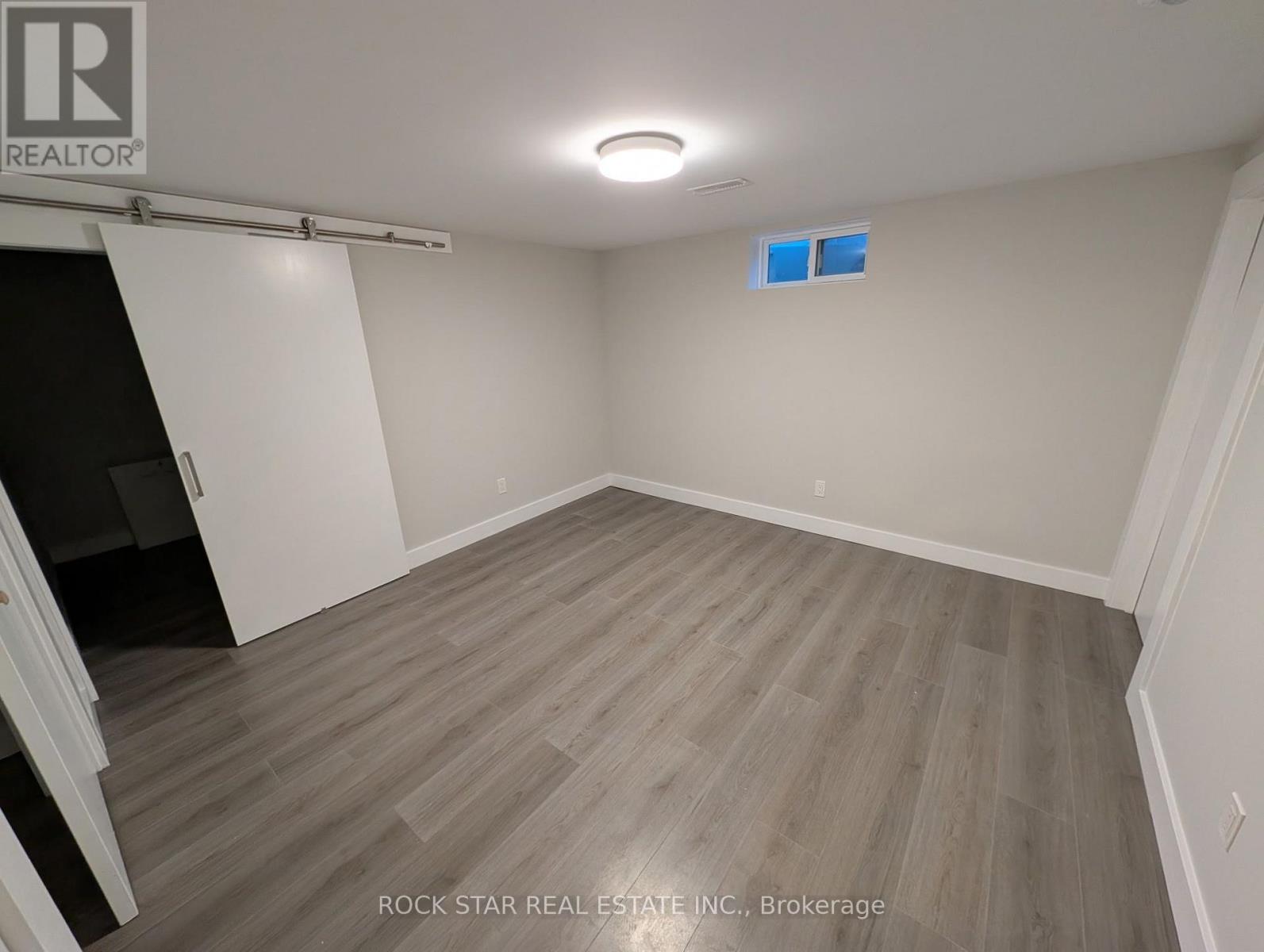 Lower - 69 Austin Drive, Hamilton, Ontario  L8V 3V5 - Photo 5 - X13811038