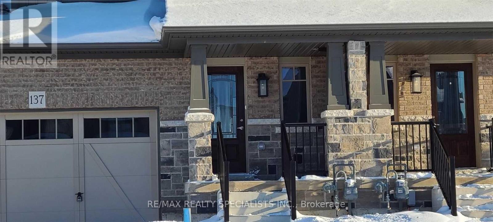 137 STONEBROOK WAY