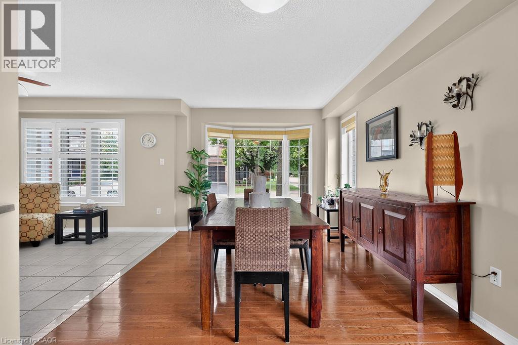 2261 Seton Crescent, Burlington, Ontario  L7L 6Y4 - Photo 20 - 40856092