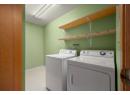 1045 Sutherland Avenue Unit# 306, Kelowna, BC V1Y 5Y1