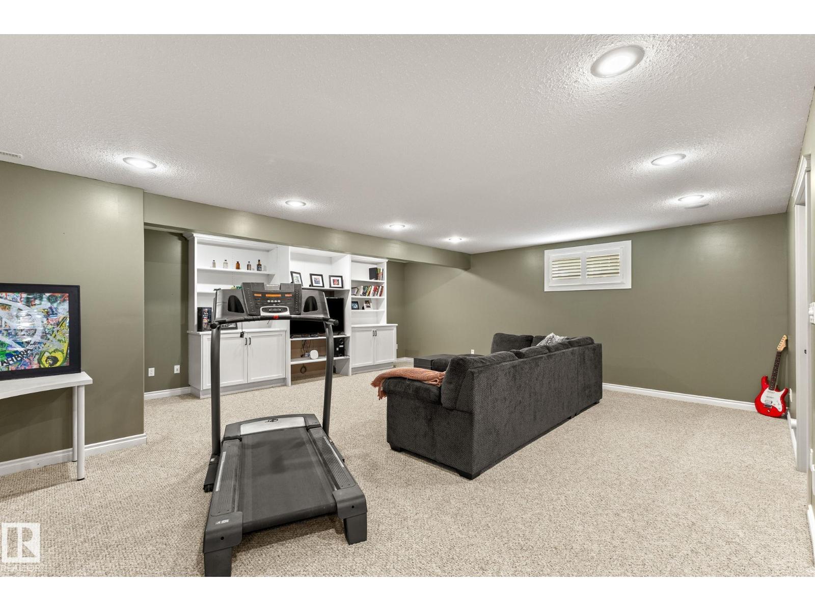 17 RIDGEROCK PT