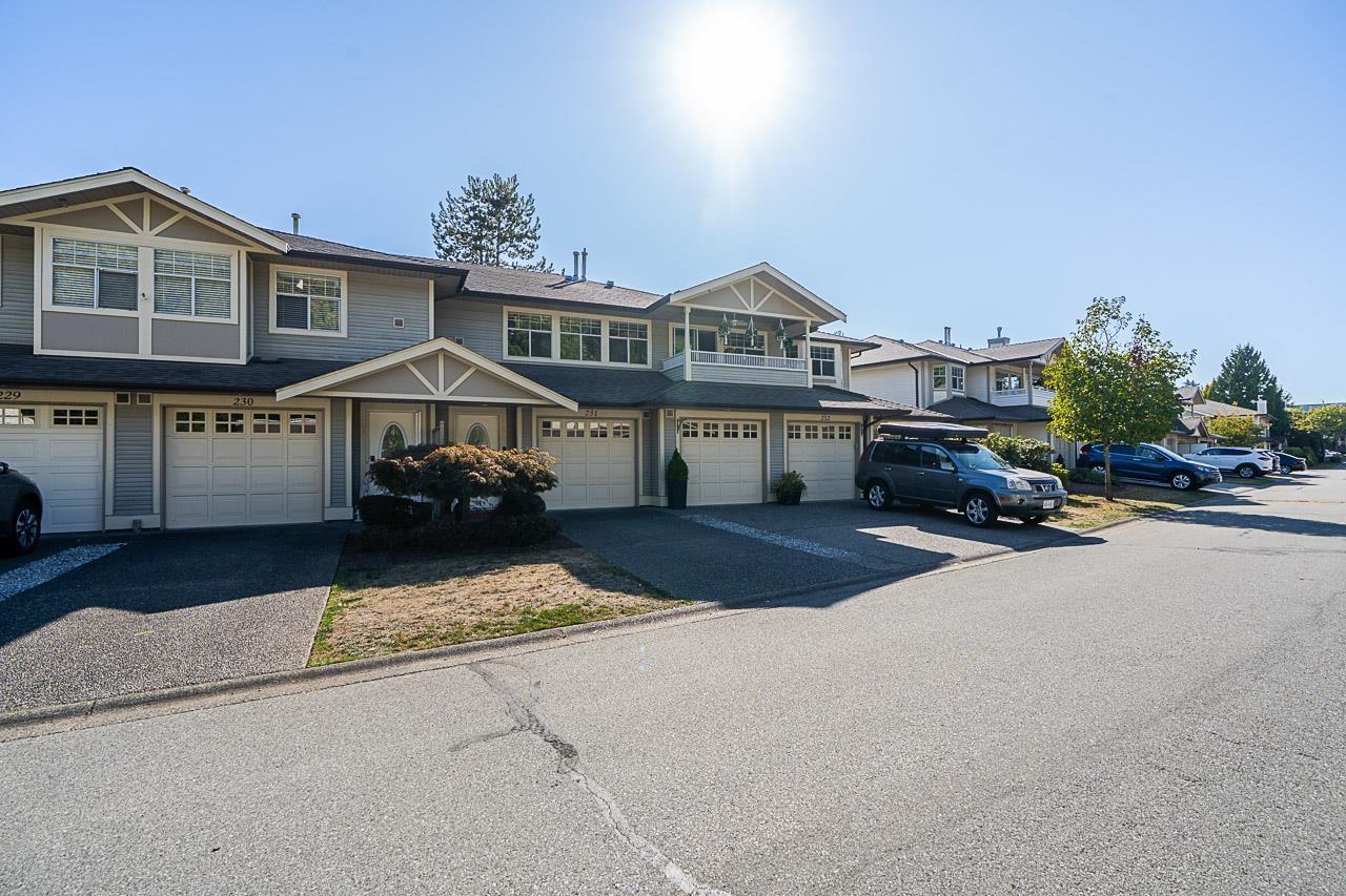 231 20391 96 AVENUE, Surrey, British Columbia
