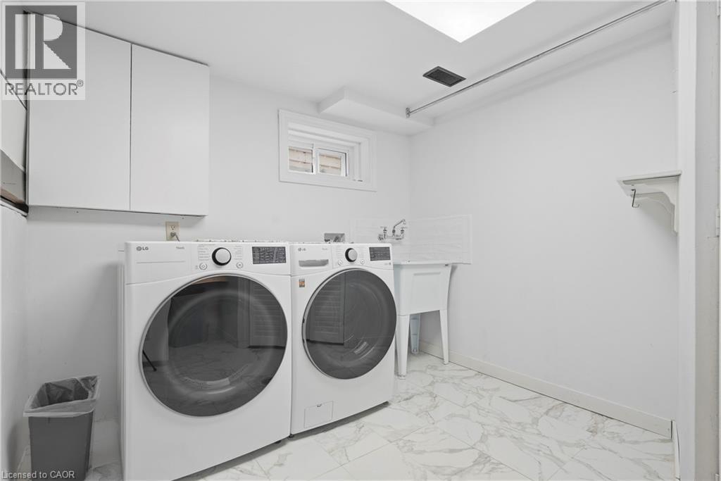 215 West 33rd Street, Hamilton, Ontario  L9C 5J4 - Photo 29 - 40865273
