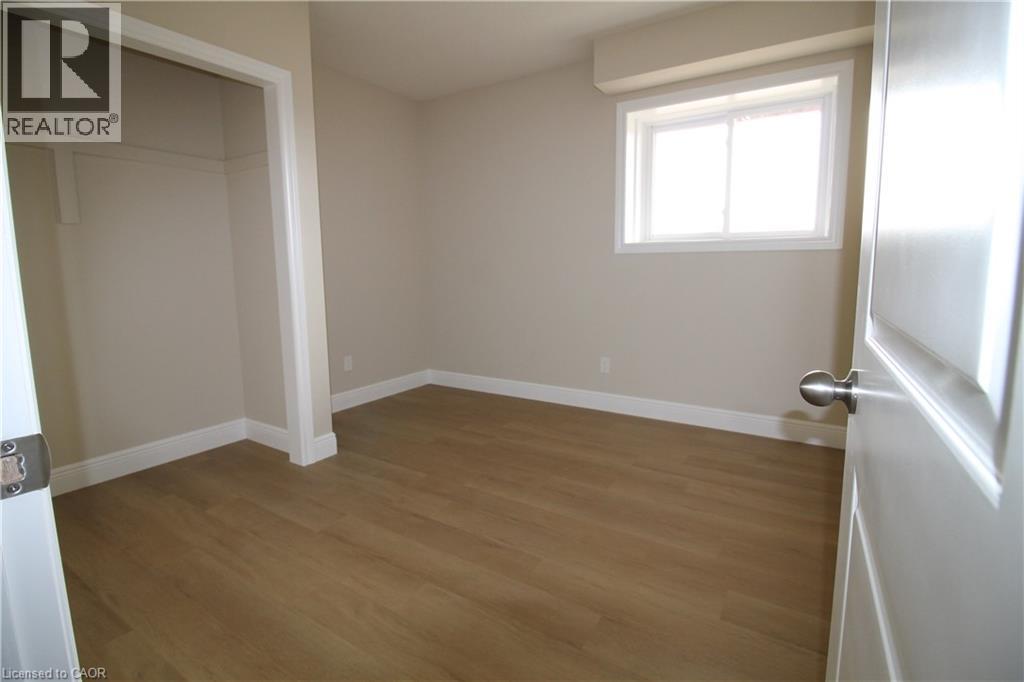 1395 Bleams Road Unit# 2, Kitchener, Ontario  N2E 3X7 - Photo 4 - 40865304