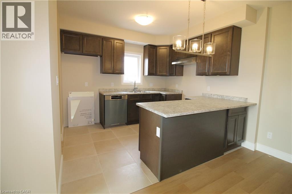 1395 Bleams Road Unit# 2, Kitchener, Ontario  N2E 3X7 - Photo 3 - 40865304