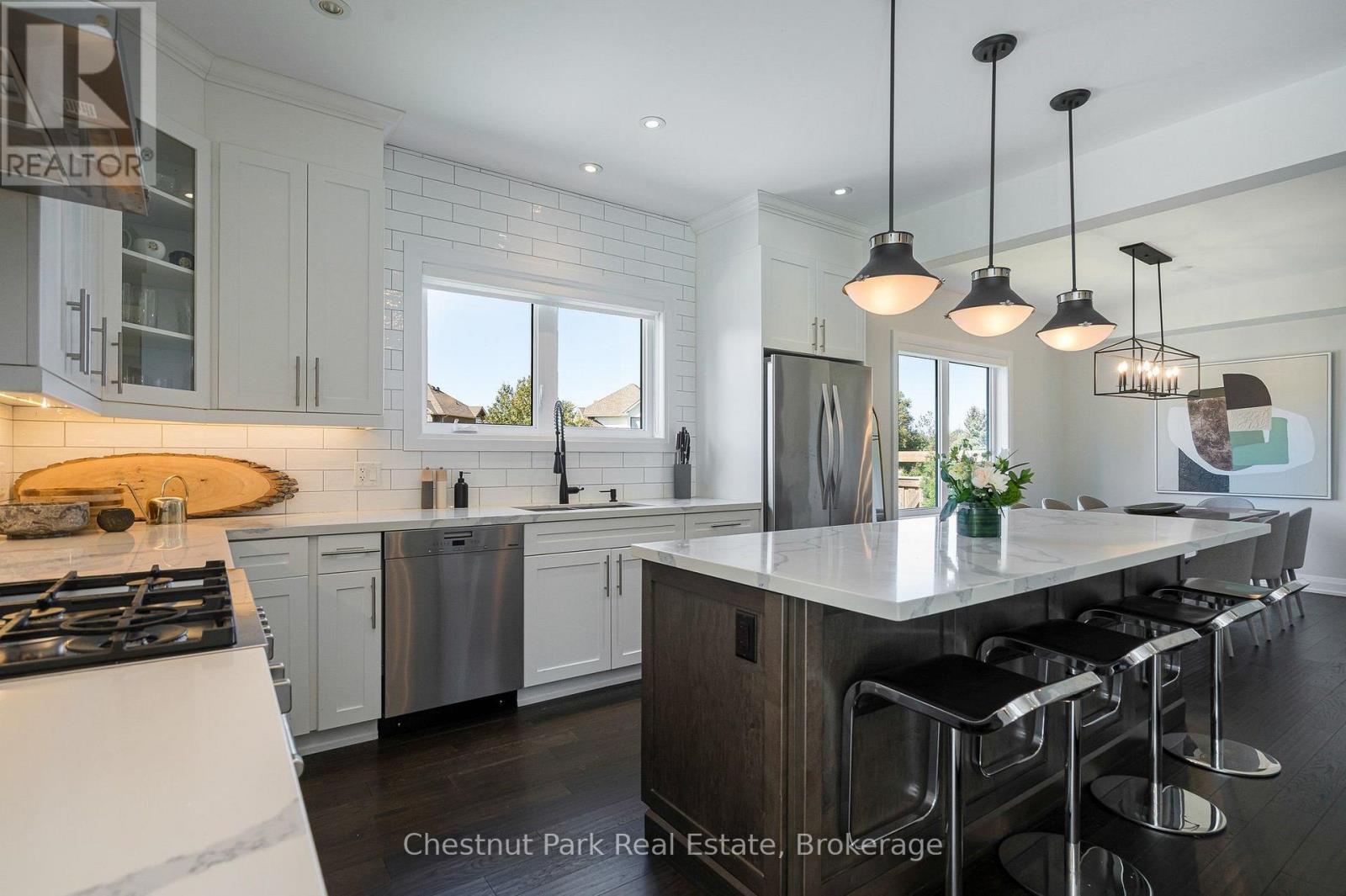 154 Brooker Boulevard, Blue Mountains, Ontario  L9Y 0M2 - Photo 11 - X13810698