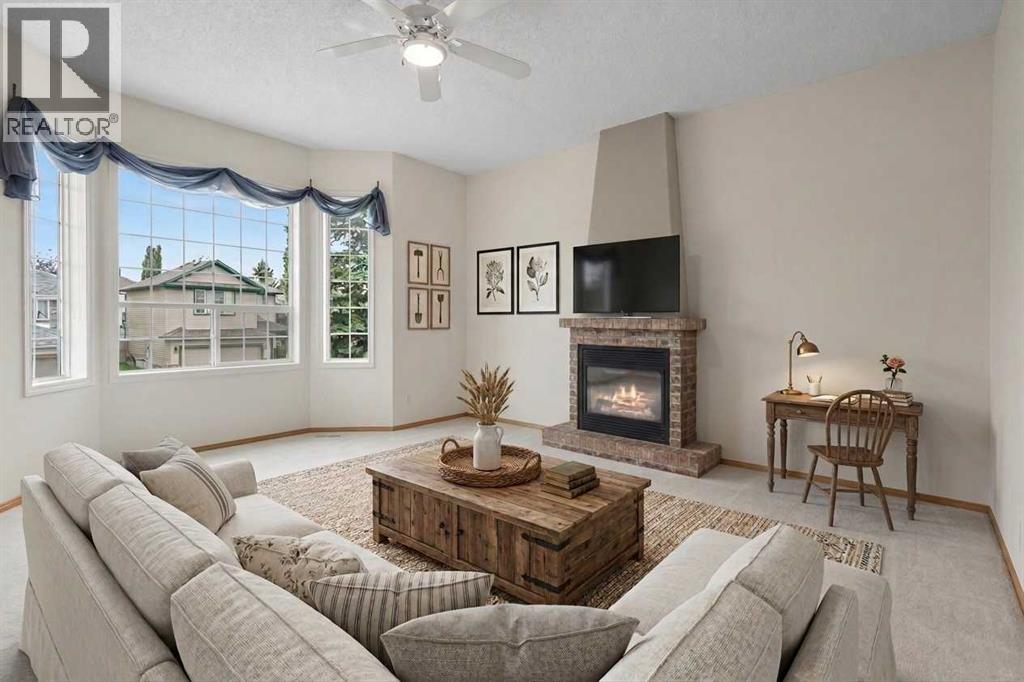 142 Somerset Park SW, Calgary, Alberta  T2Y 3H5 - Photo 12 - A2342481