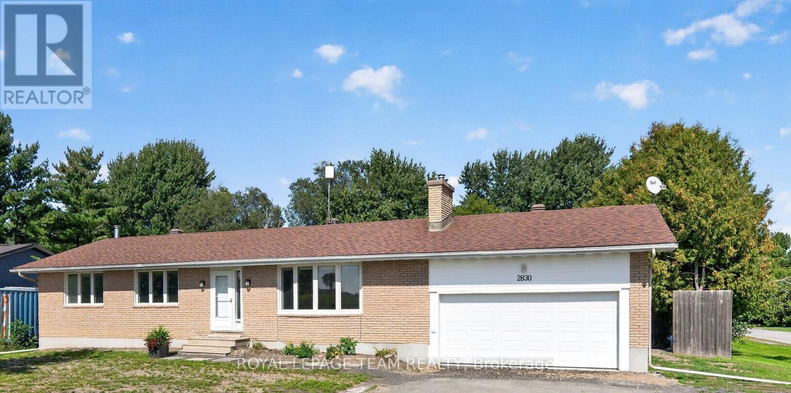 2830 John Shaw Road, Ottawa, Ontario  K0A 2H0 - Photo 2 - X13794246