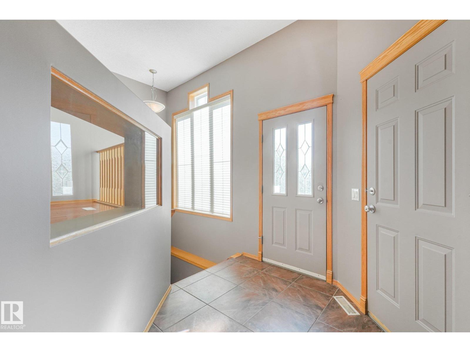 1271 Ormsby Ln Nw, Edmonton, Alberta  T5T 6G9 - Photo 14 - E4509730