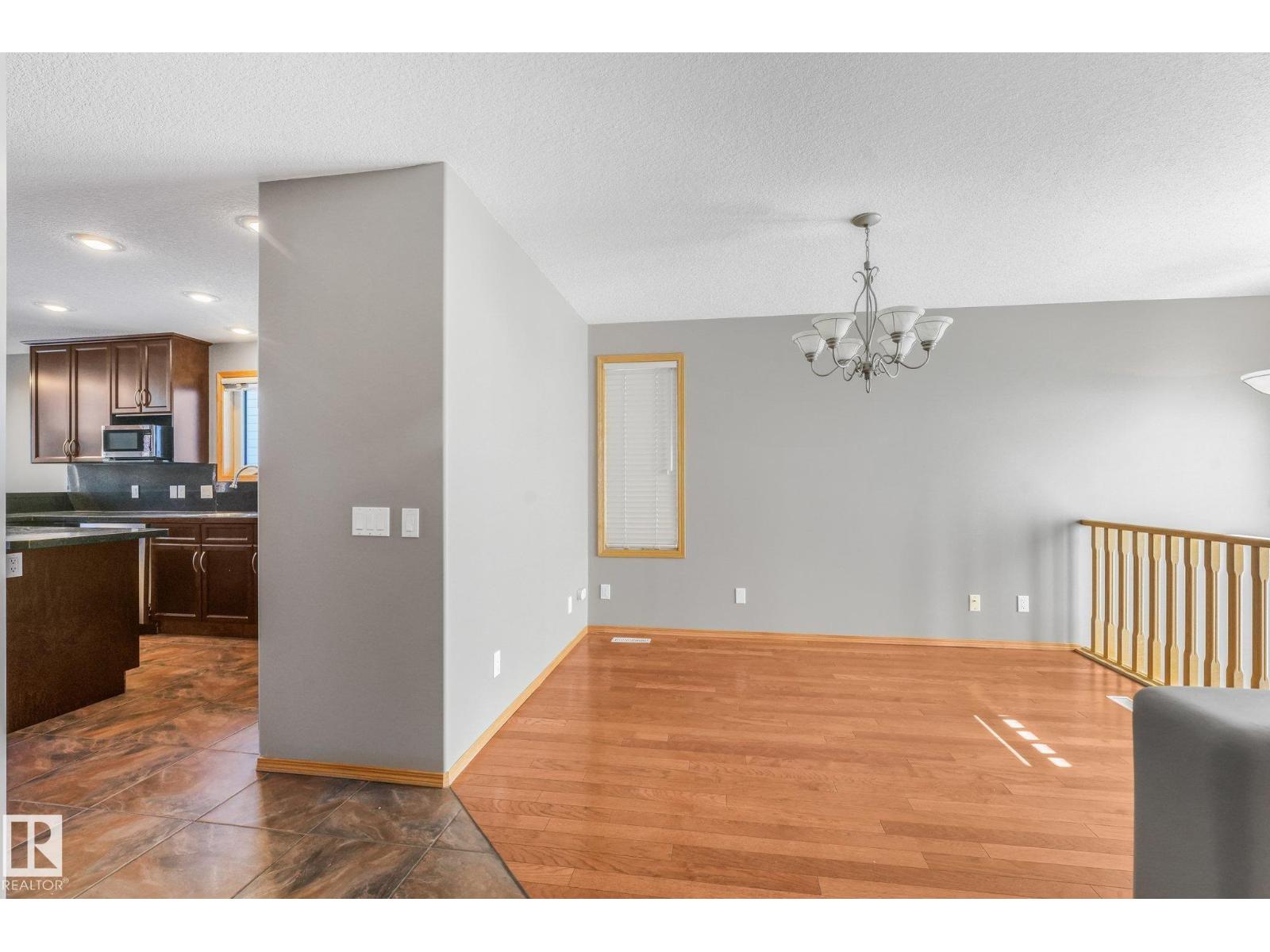 1271 Ormsby Ln Nw, Edmonton, Alberta  T5T 6G9 - Photo 16 - E4509730