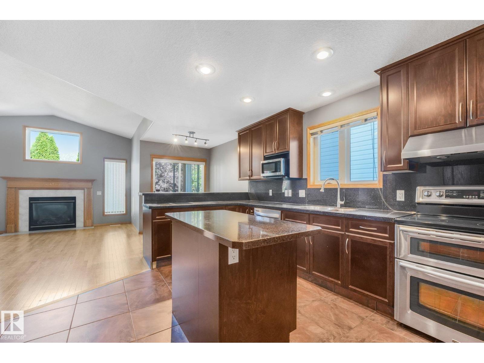 1271 Ormsby Ln Nw, Edmonton, Alberta  T5T 6G9 - Photo 20 - E4509730