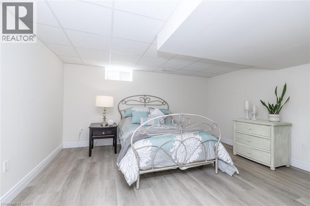 8 Cheval Drive, Grimsby, Ontario  L3M 4P9 - Photo 42 - 40838421