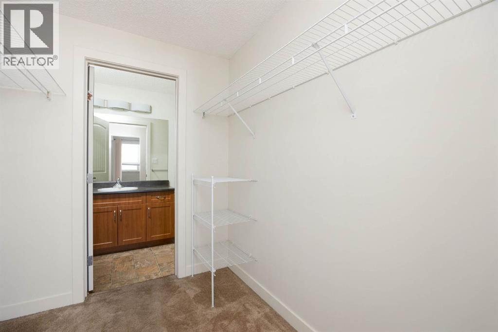 606, 136C Sandpiper Road photo 18