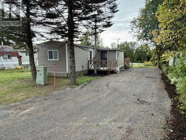 7 SARAWAK DRIVE, Thunder Bay, Ontario