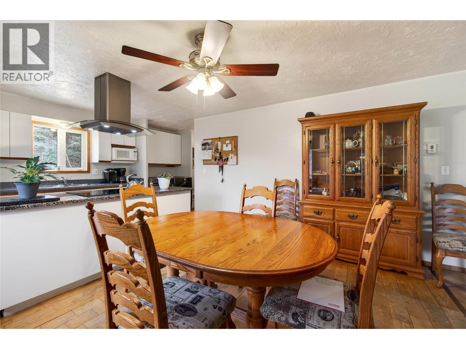 4640 70 Avenue NE, Salmon Arm, British Columbia  V0E 1K0 - Photo 18 - 10378900