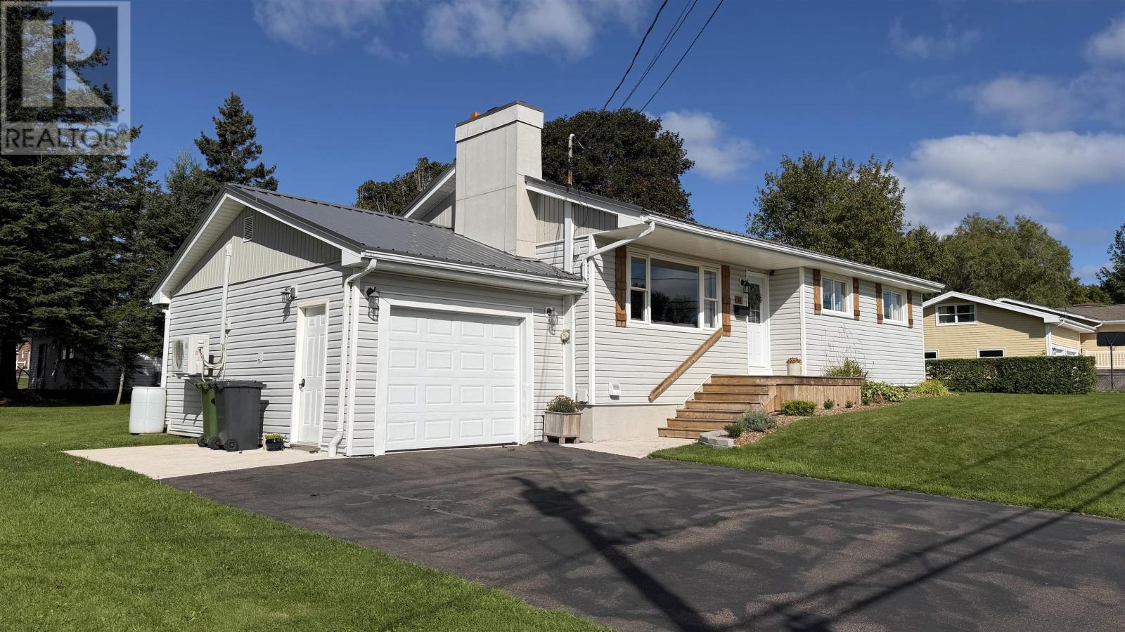 26 Macdougall Drive, Summerside, Prince Edward Island  C1N 5E5 - Photo 7 - 202623971